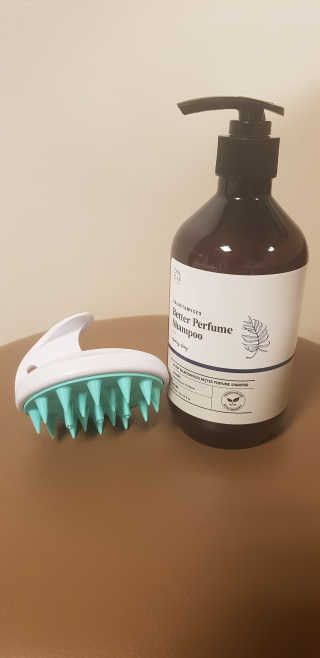 달리프 베러 퍼퓸 샴푸 1000ml 레이니데이 or 일랑로즈 — 5점을 준 리뷰어가 2019년 12월 올린 사용 사진