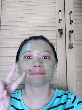 CRE8SKIN(크리에이트스킨) It's Real Color Cucumber — 5점을 준 리뷰어가 2017년 6월 올린 사용 사진