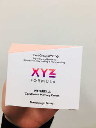 XYZ FORMULA 워터폴 라인 세라크라운 메모리 크림 — 5점을 준 리뷰어가 2018년 3월 올린 사용 사진