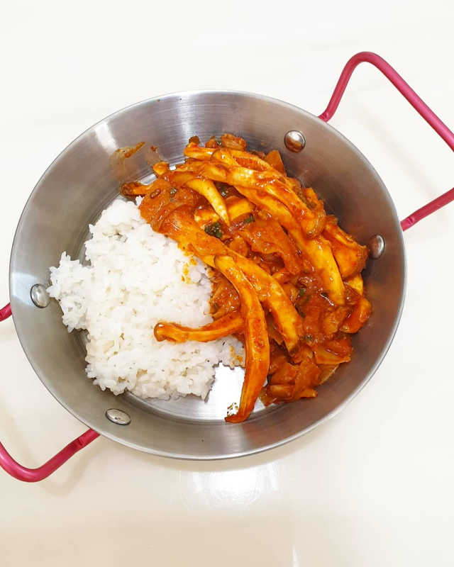 춘천닭갈비덮밥소스와 머쉬마루 버섯 리뷰 사진