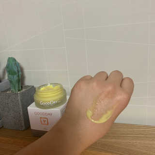 GoodDay Skincare GoodDay 강황 크림 — 4점을 준 리뷰어가 2019년 8월 올린 사용 사진