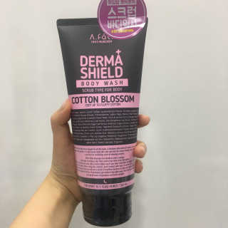어파티 더마실드 바디워시 코튼블러썸 300ml — 5점을 준 리뷰어가 2018년 5월 올린 사용 사진