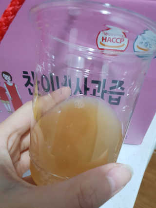 찬이네과수원 찬이네_사과즙 1BOX 50개입 — 5점을 준 리뷰어가 2018년 3월 올린 사용 사진