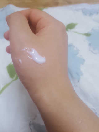 지고트 비타솔루션12 브라이트닝 앰플 크림 100ml — 5점을 준 리뷰어가 2019년 8월 올린 사용 사진