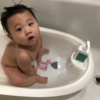 엄마프움 시알릴락토스 오가닉 샴푸앤바스 — 5점을 준 리뷰어가 2019년 11월 올린 사용 사진