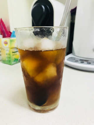 프레스드커피 프레스드 아라비카 액상커피 오리지날맛 48ml_16잔 — 4.17점을 준 리뷰어가 2018년 10월 올린 사용 사진