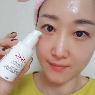 새실로 피토비건 링클케어 앤 모이스처라이징 세럼 — 5점을 준 리뷰어가 2019년 1월 올린 사용 사진