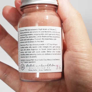 DIY Detox Mask - 코코넛 로즈 — 4.33점을 준 리뷰어가 2018년 8월 올린 사용 사진