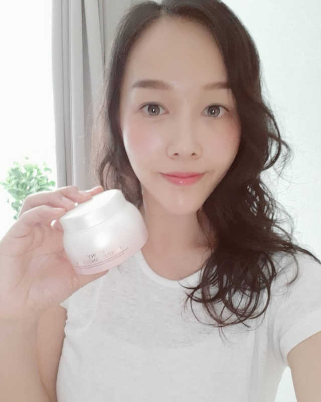 작약꽃 보습크림 리뷰 사진