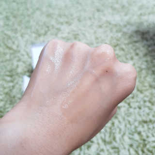 토니모리 프롬 강화 맑은 약쑥 두 겹 진정 크림 — 5점을 준 리뷰어가 2019년 9월 올린 사용 사진