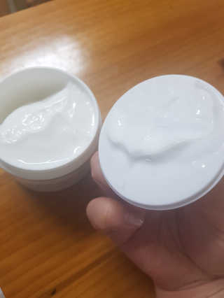 지고트 비타솔루션12 시너지 앰플 크림 100ml — 5점을 준 리뷰어가 2019년 6월 올린 사용 사진