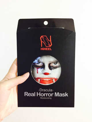 하이힐 리얼 호러마스크팩, HiHEEL REAL HORROR MASKPACK 하이힐 리얼 호러마스크팩-드라큐라 — 4.5점을 준 리뷰어가 2016년 12월 올린 사용 사진