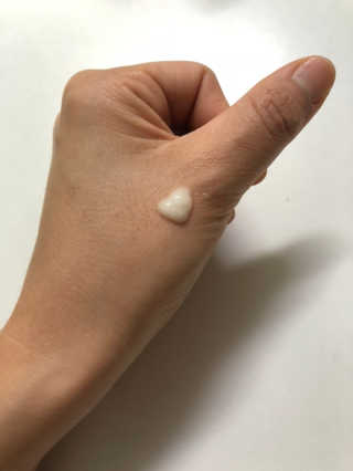 아이소이 불가리안 로즈 인텐시브 리프팅 세럼 20ml 탄력세럼 — 4.5점을 준 리뷰어가 2018년 11월 올린 사용 사진