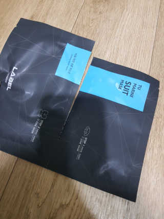 레이블옴므-labelhomme 레이블옴므 티유 마린 슈트 마스크팩(5EA) — 5점을 준 리뷰어가 2017년 12월 올린 사용 사진