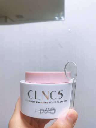 CLNC5 워터 멜트 체인징 클렌저 — 4.5점을 준 리뷰어가 2018년 8월 올린 사용 사진
