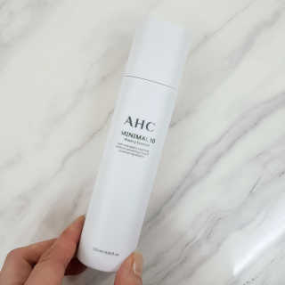 AHC 에이 에이치 씨 미니멀 10 워터리 에센스 — 4.5점을 준 리뷰어가 2018년 11월 올린 사용 사진