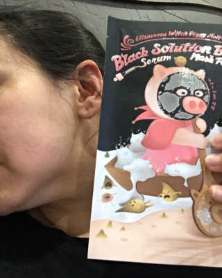 엘리자베카위치피기헬포어블랙솔루션버블세럼마스크팩 — 5점을 준 리뷰어가 2019년 6월 올린 사용 사진