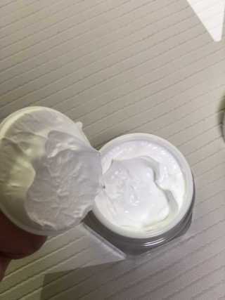 파시스 올인원 진주 화이트닝 크림 100ml — 5점을 준 리뷰어가 2019년 5월 올린 사용 사진