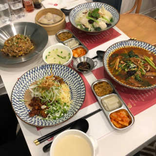 [서우면가] 전체 메뉴 中 1인 2메뉴, 2인 세트 — 5점을 준 리뷰어가 2018년 12월 올린 사용 사진