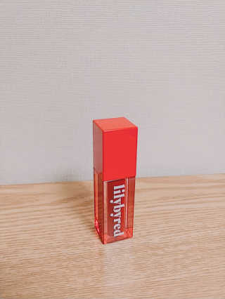 릴리바이레드 쥬시라이어 워터틴트 02 체리 크러쉬인 척 — 4.5점을 준 리뷰어가 2020년 3월 올린 사용 사진