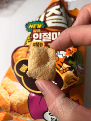 꼬북칩 달콩인절미맛 12봉지 — 5점을 준 리뷰어가 2019년 11월 올린 사용 사진