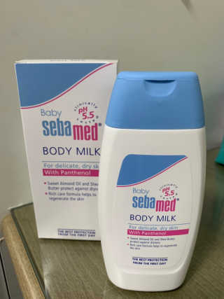 세바메드 베이비 바디밀크 200ml — 4.5점을 준 리뷰어가 2019년 12월 올린 사용 사진