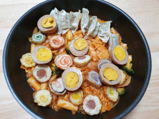 홍대미미네국물떡볶이 [홍대미미네]오리지널 국물 떡볶이4팩 + 라면사리 — 5점을 준 리뷰어가 2019년 4월 올린 사용 사진