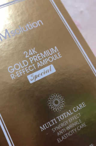JM솔루션 24K 골드 프리미엄 알 이펙트 앰플 스페셜 — 4.5점을 준 리뷰어가 2018년 12월 올린 사용 사진