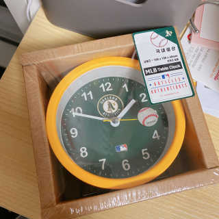 MLB WATCH n LEISURE MLB 아날로그 디자인 탁상시계 8종 — 5점을 준 리뷰어가 2020년 1월 올린 사용 사진