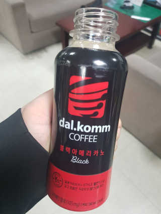 [빙그레] 달콤커피 콜라보 디카페인, 블랙 아메리카노 — 4점을 준 리뷰어가 2019년 1월 올린 사용 사진