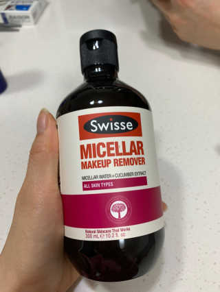 SWISSE 스위스 미셀라 메이크업 리무버 — 4.5점을 준 리뷰어가 2020년 1월 올린 사용 사진