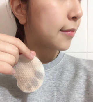 나이팅게일 데일리 더마 클렌징패드 마일드 — 4점을 준 리뷰어가 2017년 12월 올린 사용 사진