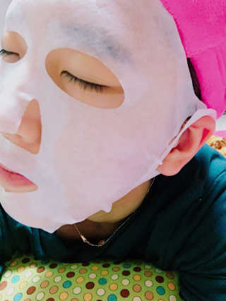더메이런 듀얼 이펙트 스트레치 리프팅 마스크 — 3.5점을 준 리뷰어가 2017년 1월 올린 사용 사진