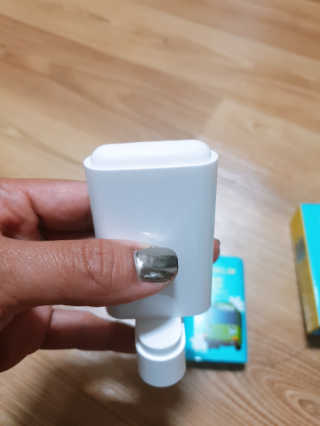 아토팜 야외놀이 선스틱 SPF50+ PA++++ — 5점을 준 리뷰어가 2019년 5월 올린 사용 사진