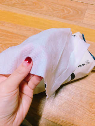 달곰이 물티슈 — 4점을 준 리뷰어가 2017년 3월 올린 사용 사진