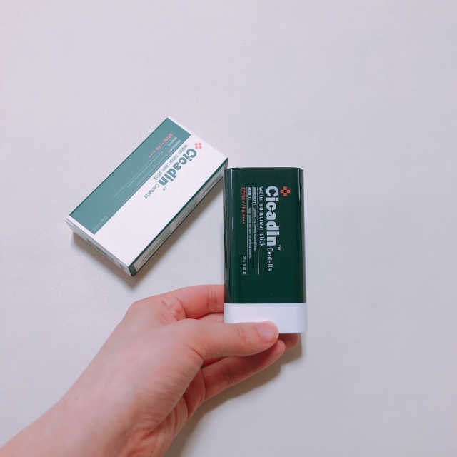 [미샤] 시카딘 센텔라 물스틱 선 SPF 50+ PA++++ 리뷰 사진