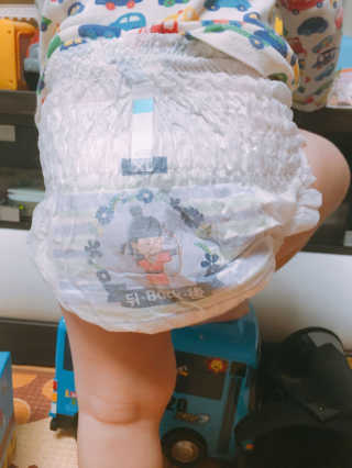 LG생활건강 토디앙 자운보 본초 팬티형 기저귀 — 5점을 준 리뷰어가 2017년 4월 올린 사용 사진