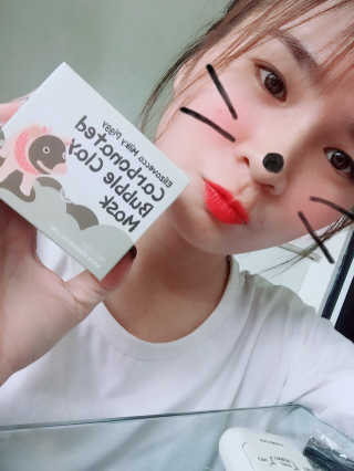 엘리자베카 Elizavecca Carbonate Bubble Pack — 5점을 준 리뷰어가 2018년 5월 올린 사용 사진