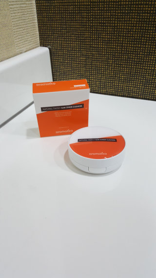 아로마티카 내추럴 틴티드 썬 커버 쿠션 SPF 30/PA++ — 4.5점을 준 리뷰어가 2016년 7월 올린 사용 사진