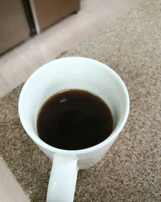 한국맥널티 아이브루 헤이즐넛향 100T — 5점을 준 리뷰어가 2019년 10월 올린 사용 사진