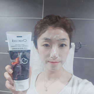 지고트 폼클렌징 4종 발송 — 4점을 준 리뷰어가 2019년 4월 올린 사용 사진