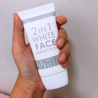 피움 스킨바리스타 2in1 화이트 페이스 퍼펙션 50ml — 5점을 준 리뷰어가 2018년 11월 올린 사용 사진