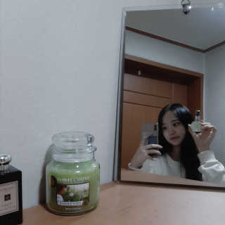 바디홀릭 바디미스트 라임포션+민트포션 — 4.33점을 준 리뷰어가 2018년 11월 올린 사용 사진