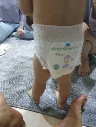 보솜이 베이비케어 팬티형 기저귀 — 5점을 준 리뷰어가 2019년 3월 올린 사용 사진