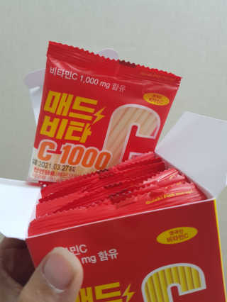 매드비타C 1000 — 4.5점을 준 리뷰어가 2019년 4월 올린 사용 사진