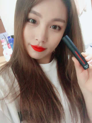 코덕 코스메틱 벨벳 시크 립라커 — 4.17점을 준 리뷰어가 2017년 5월 올린 사용 사진