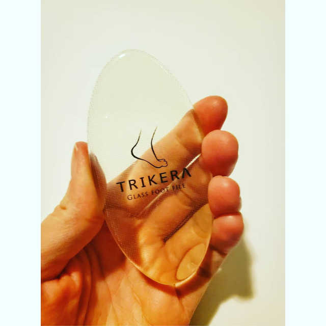 TRIKERA – 피부에 흠집이없는 발 스크럽 제품 리뷰 사진