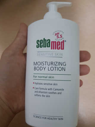 세바메드 모이스처라이징 바디로션 400ml — 5점을 준 리뷰어가 2019년 8월 올린 사용 사진