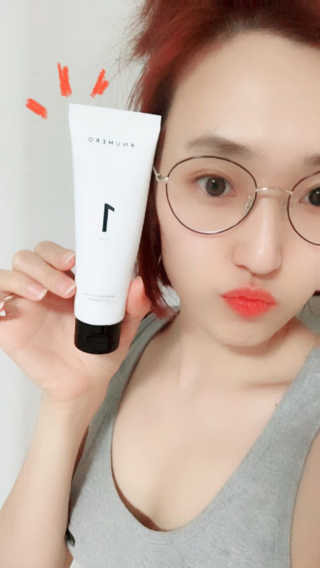 누메로 1 머랭 폼 클렌저 — 5점을 준 리뷰어가 2018년 3월 올린 사용 사진