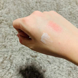 블리스텍스 립 릴리프 크림 립밤, 립 바이브런스 립밤 — 3점을 준 리뷰어가 2018년 11월 올린 사용 사진